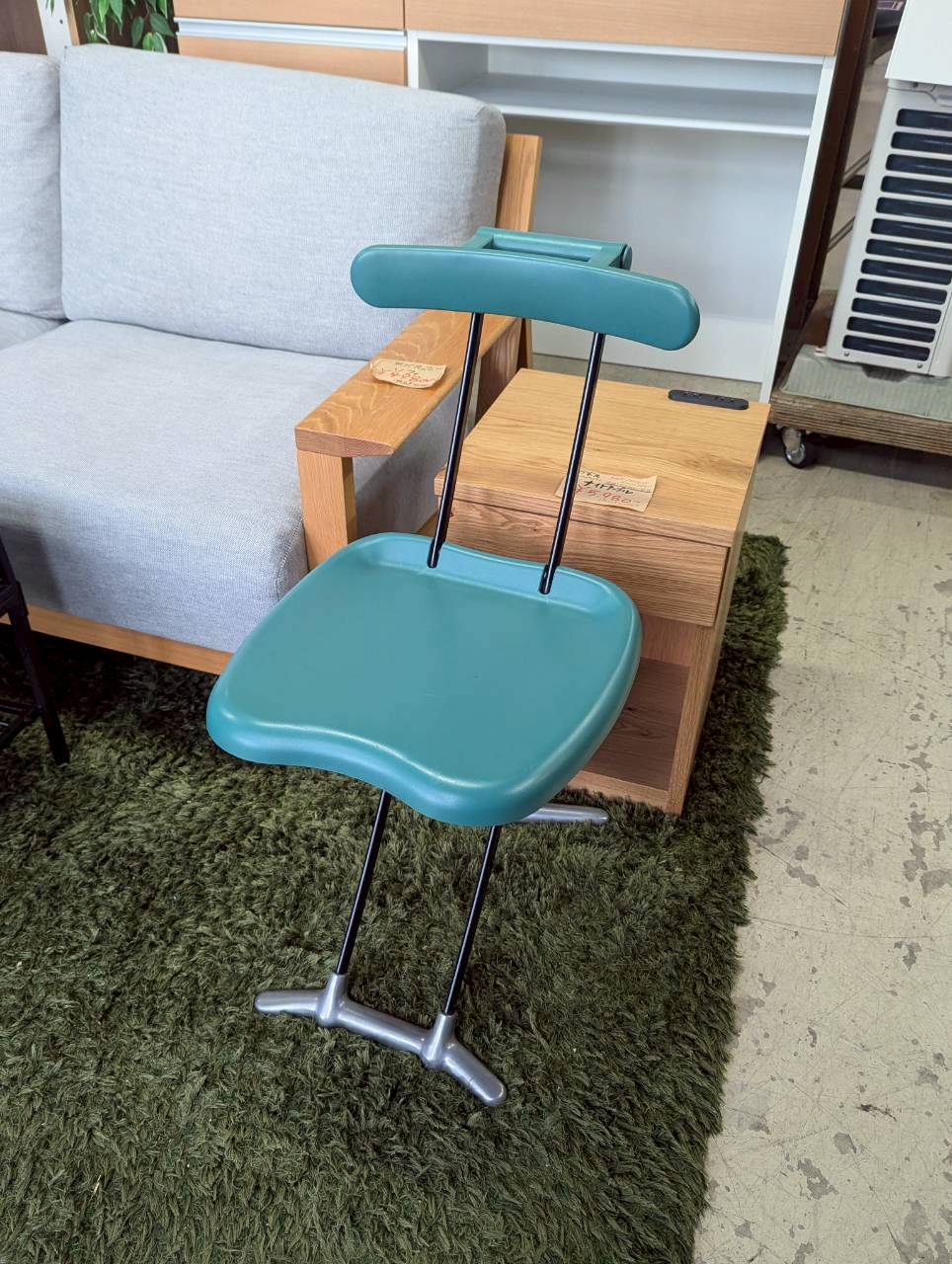 名古屋で家具の買取　リサイクルショップシンプー　MAGISRONDINE　折り畳みチェア　グリーン　高級　ブランド