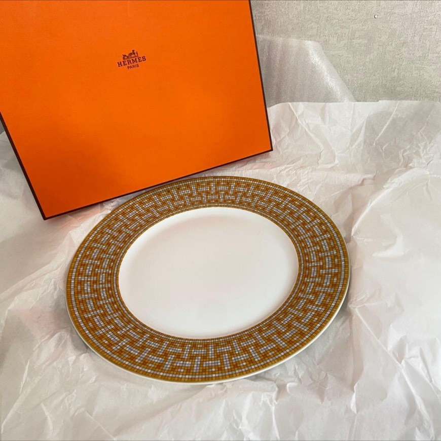 ブランド食器の買取　リサイクルショップシンプー　エルメス　HERMES　プレート　モザイク　ヴァンキャトル　27.5㎝　高級