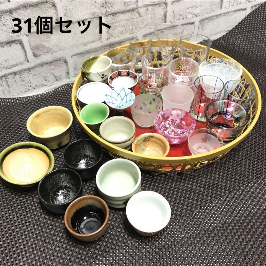 業務用食器の買取　出張買取　名古屋市中村区　飲食店　割烹　居酒屋　リサイクルショップシンプー　おちょこ　３１個　まとめて買取