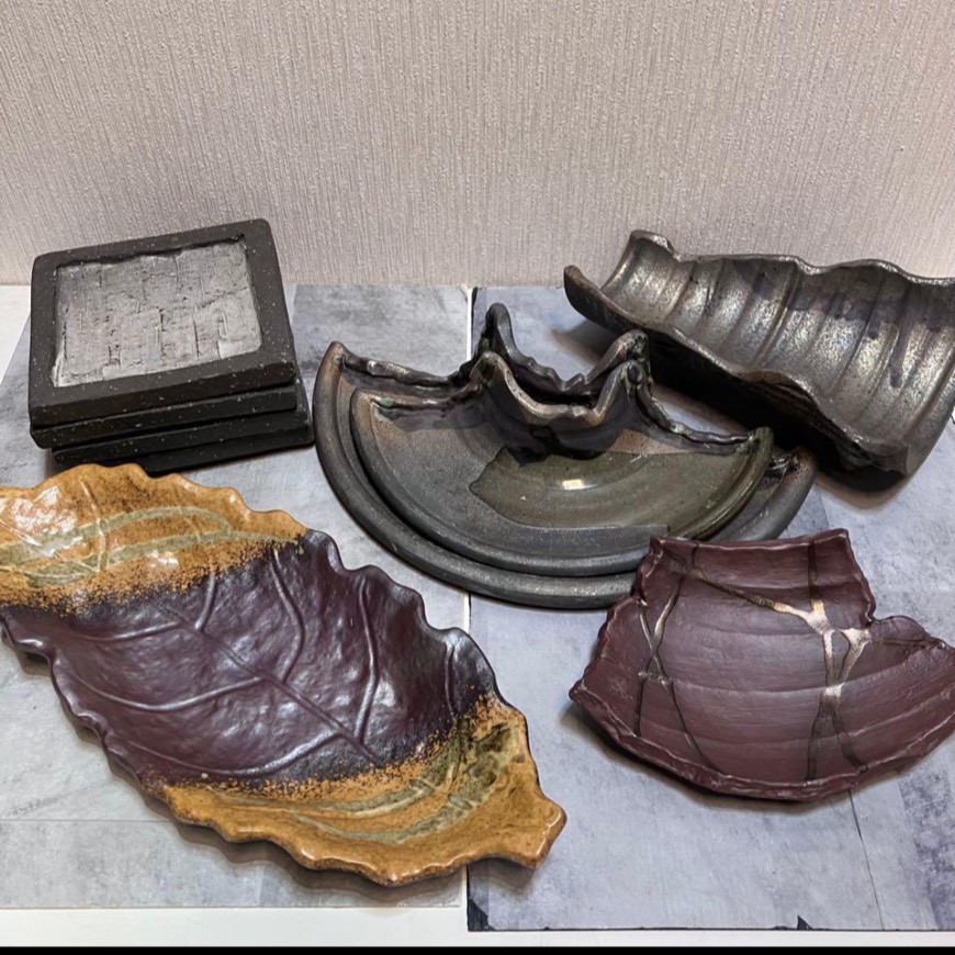 和食器　業務用食器の買取　盛り皿　変形皿　愛知県　名古屋市　中村区　出張買取　店舗用品　まとめて